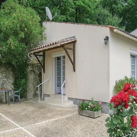 One-bedroom Holiday In St Sauvant Hébergement de vacances